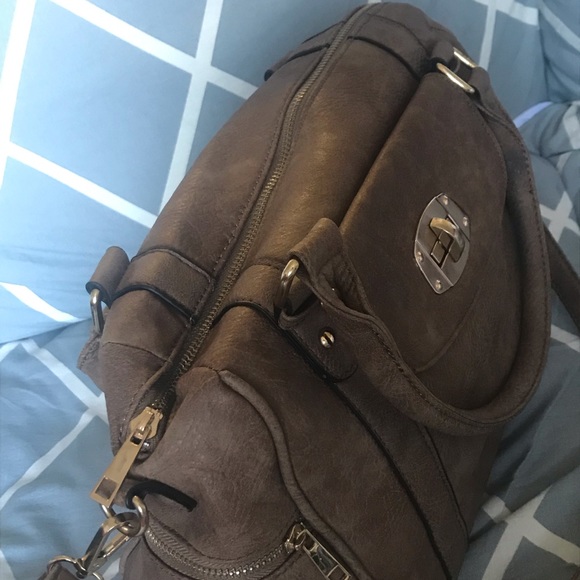 Handbag - Picture 2 of 3